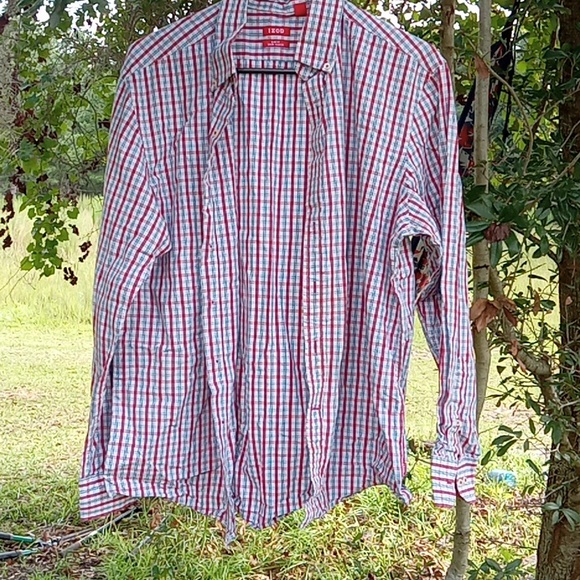Izod slim fit button up - Picture 2 of 3